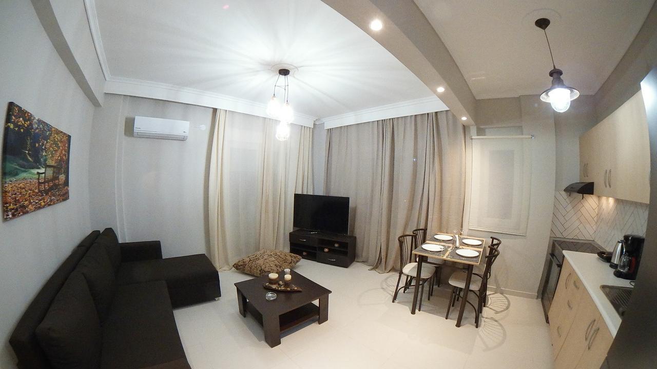Dimitris House 3 Apartment เทสซาโลนิกิ ภายนอก รูปภาพ